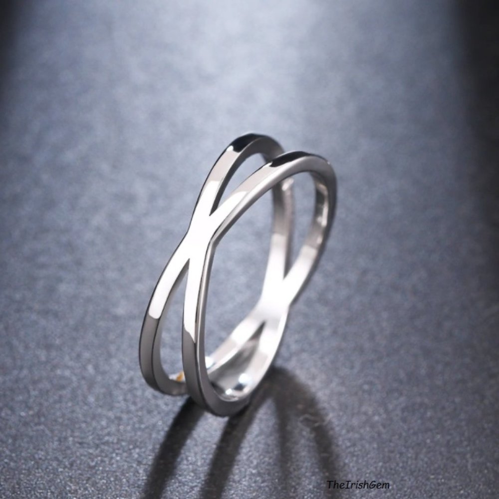 Stainless Steel  Criss-Cross Ring